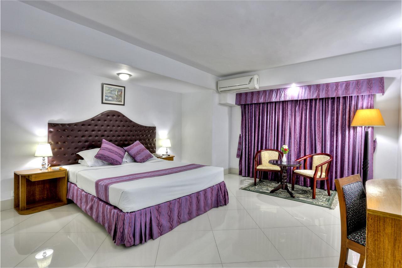 Hotel Purbani International Ltd. Dhaka Buitenkant foto
