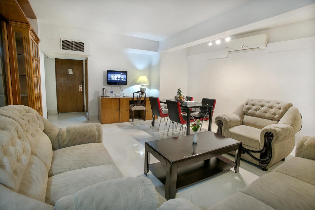 Hotel Purbani International Ltd. Dhaka Buitenkant foto
