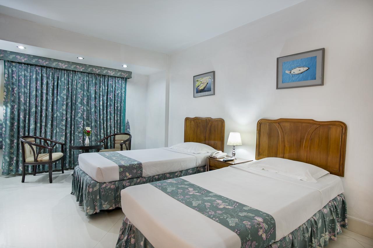 Hotel Purbani International Ltd. Dhaka Buitenkant foto